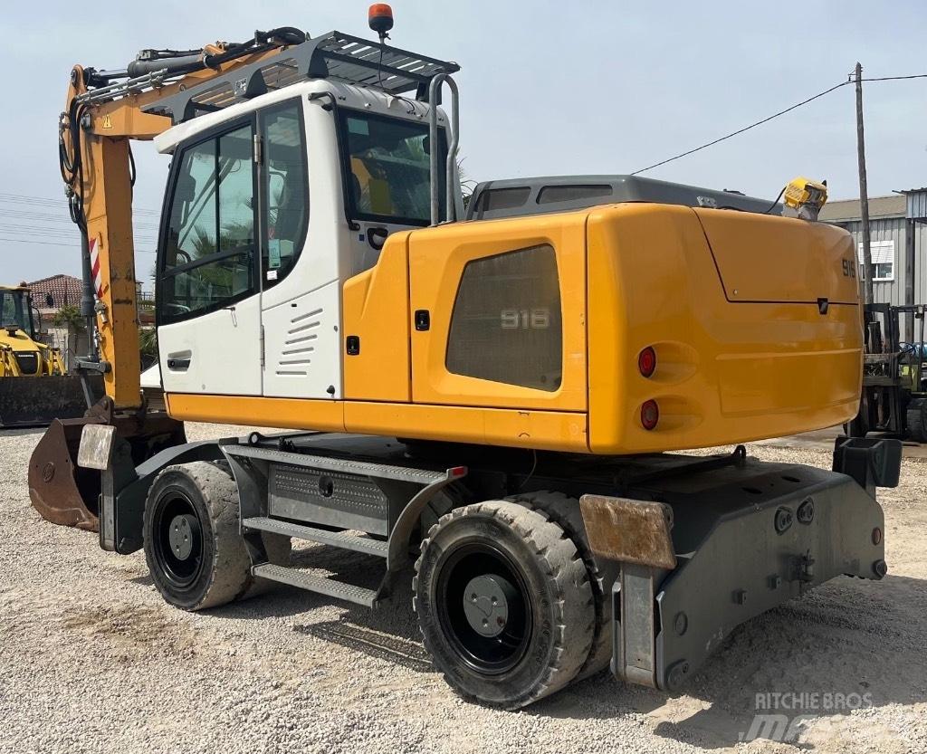 Liebherr A 916 Wheeled Excavators
