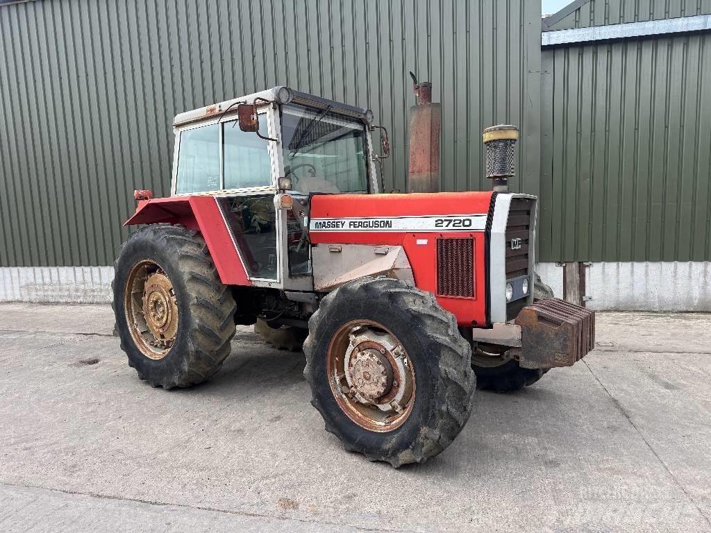 Massey Ferguson 2720 Tractors