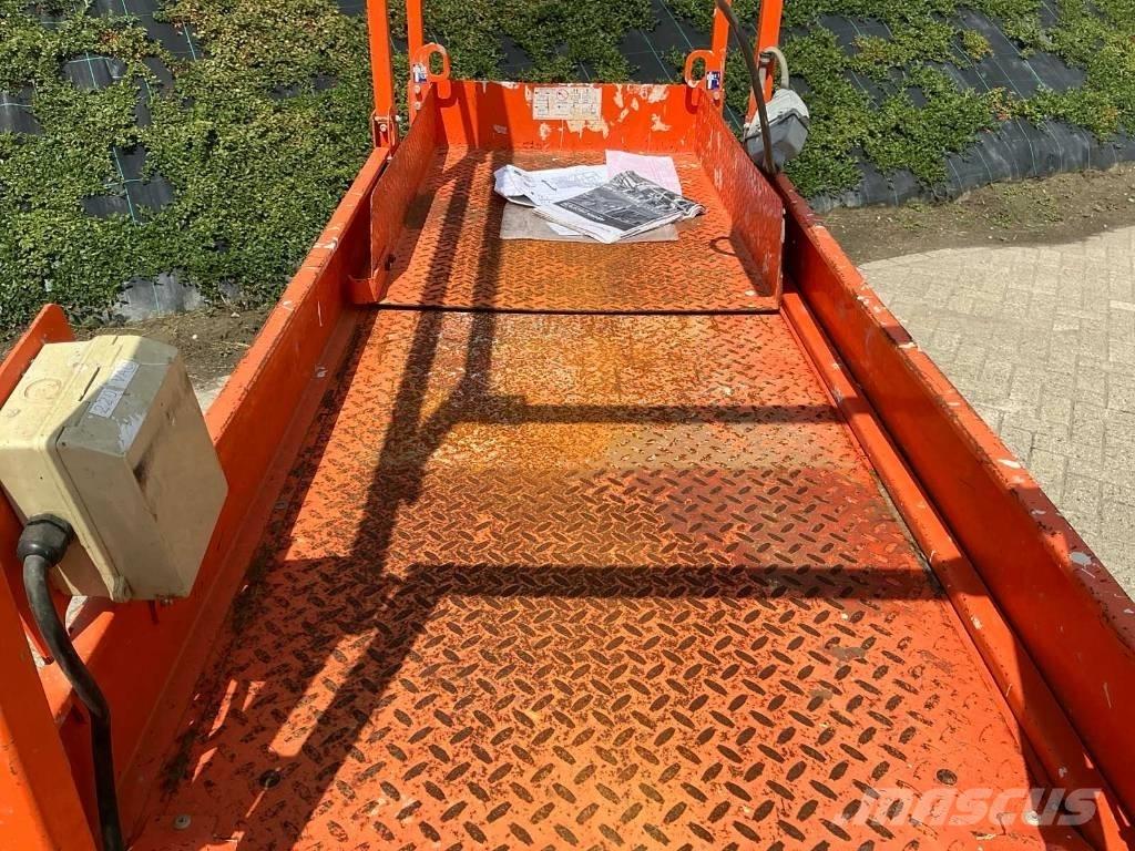 SkyJack SJ III 3219 Scissor Lifts