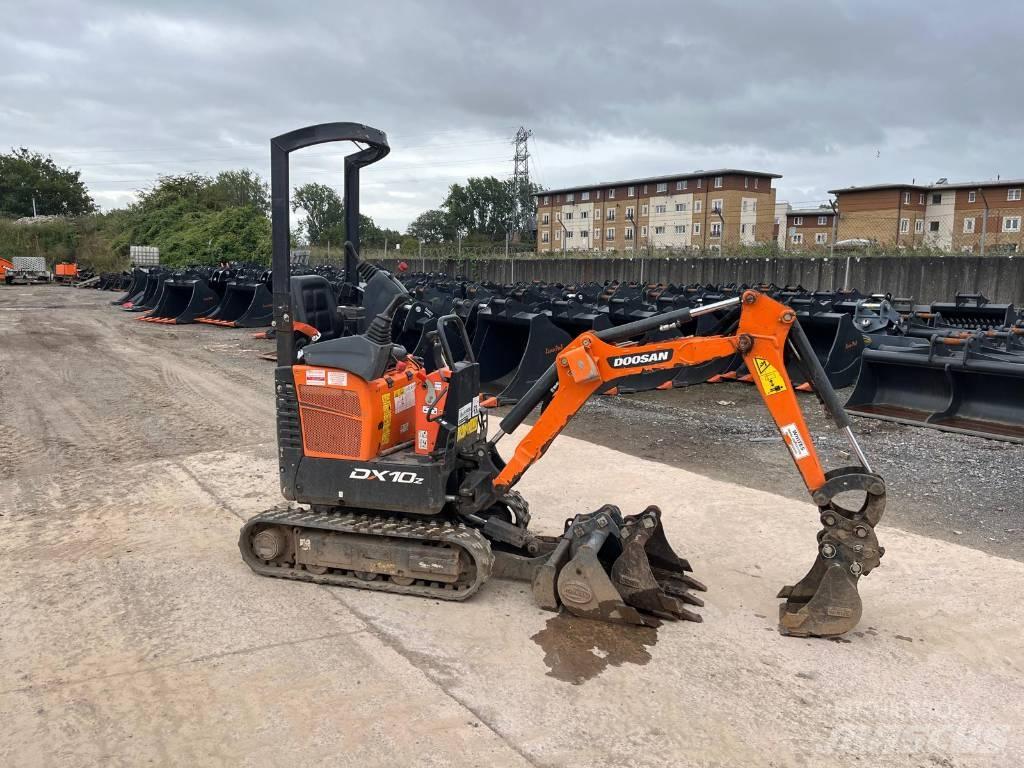 Develon DX 10 Z Mini Excavators <7t (Mini Diggers)