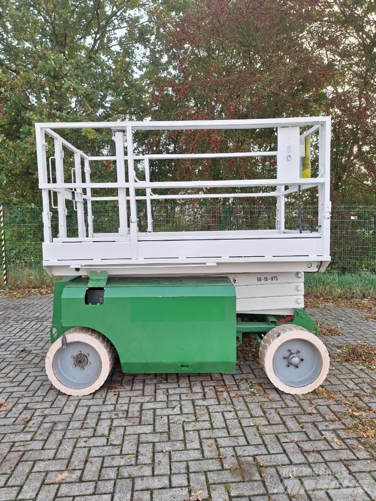 Genie GS 2668 DC Scissor Lifts