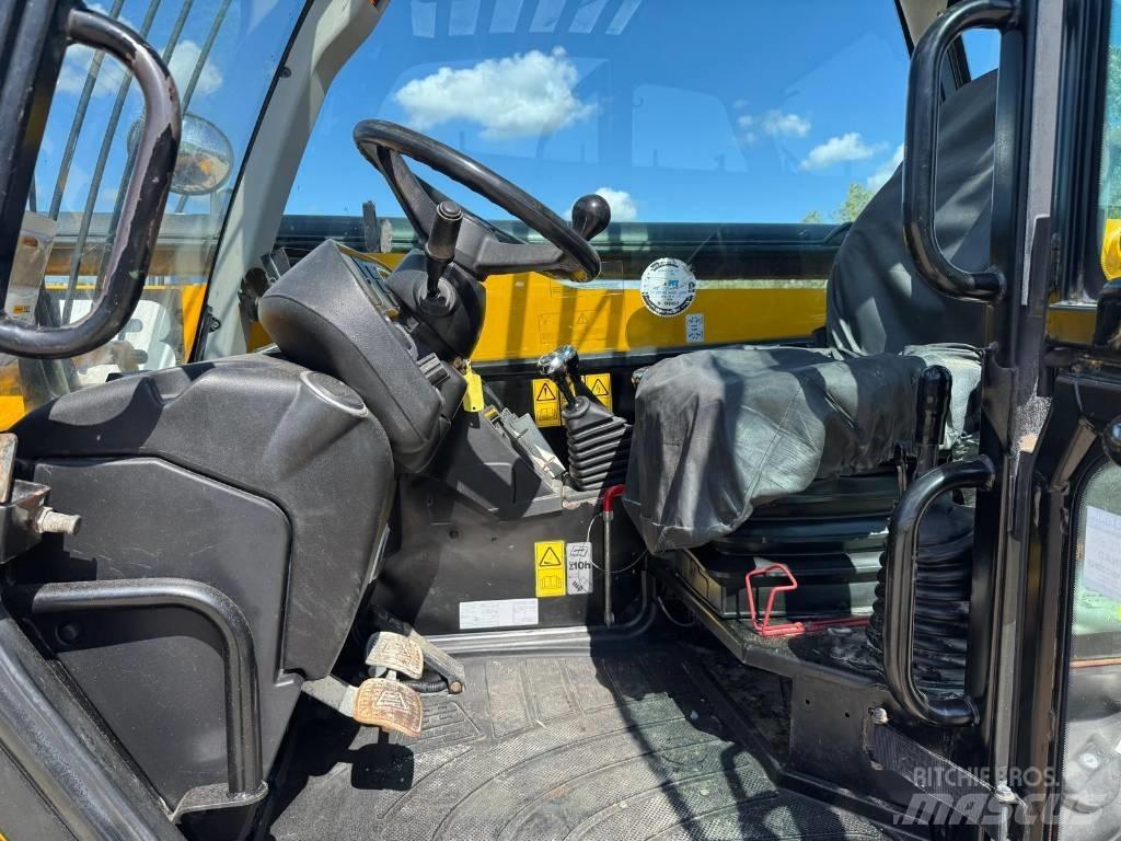 JCB 535-125 Hiviz Telescopic Handlers