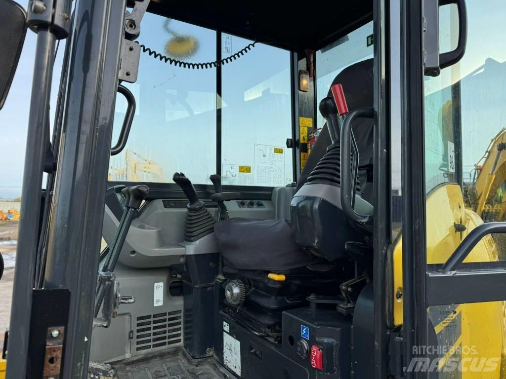 Komatsu PC80MR-5 Mini Excavators <7t (Mini Diggers)