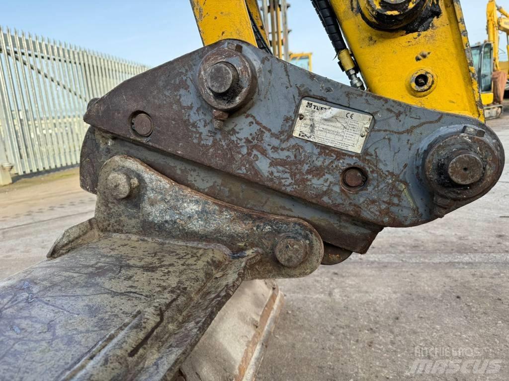 Komatsu PC80MR-5 Mini Excavators <7t (Mini Diggers)