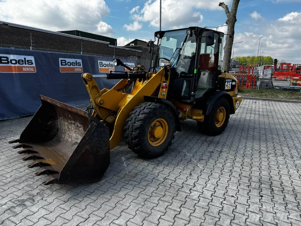 CAT 906H2 Wheel Loaders