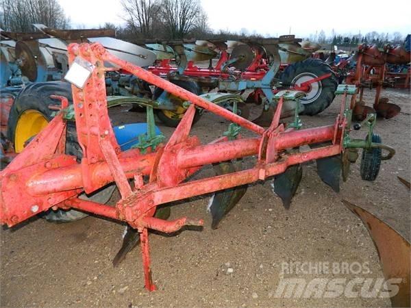 Kverneland 4 Plows