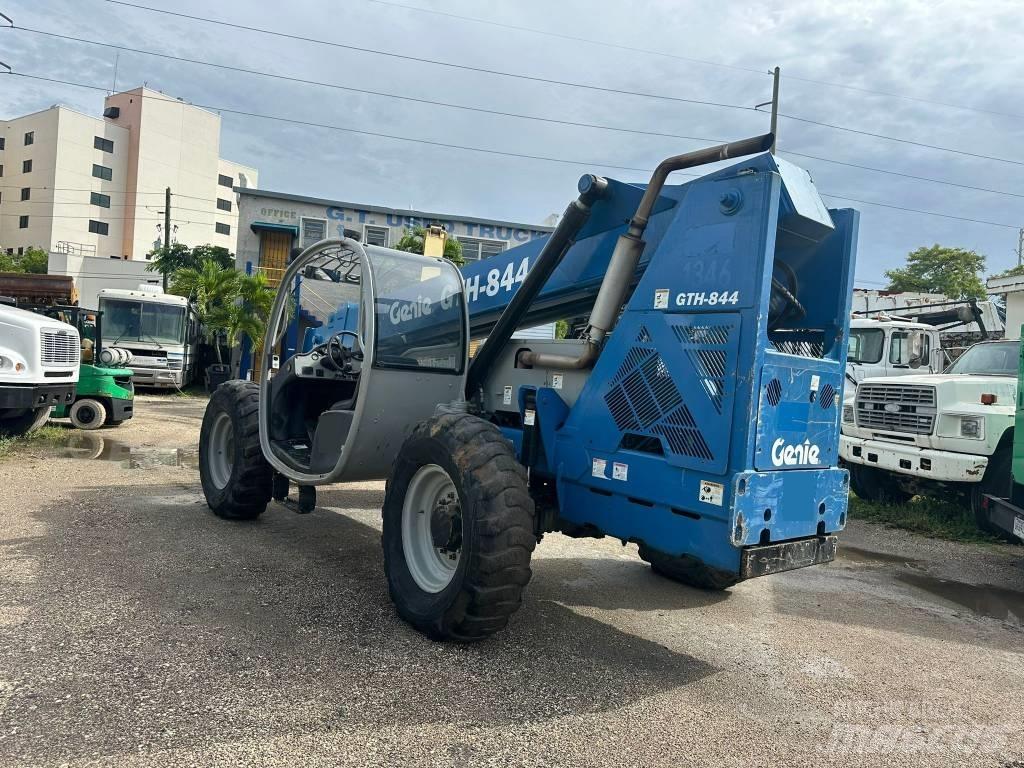 Genie GTH 844 Telescopic Handlers