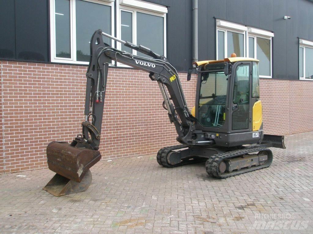 Volvo EC35D Mini Excavators <7t (Mini Diggers)