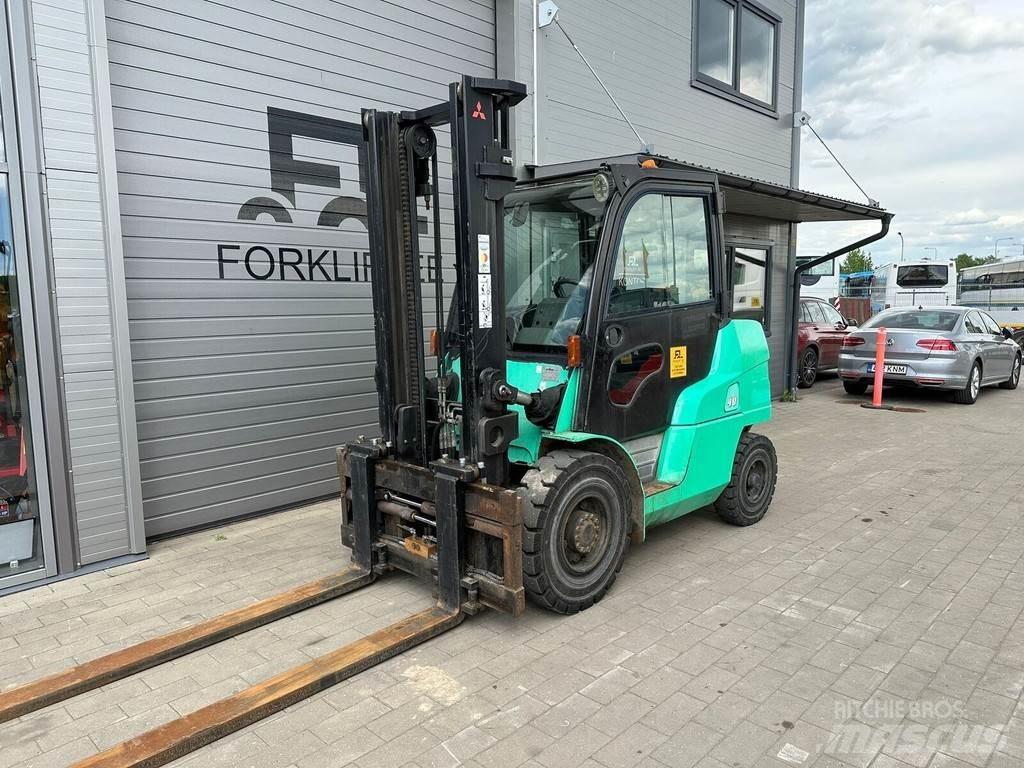 Mitsubishi FD40N Diesel Forklifts