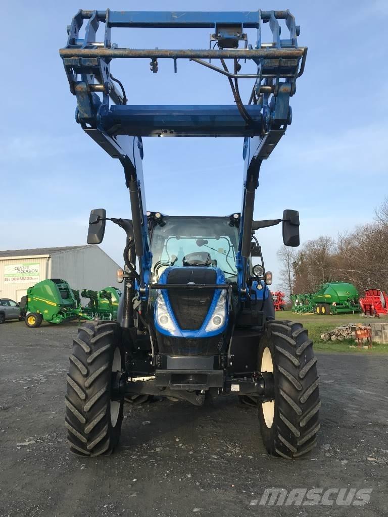New Holland T5 120 Tractors