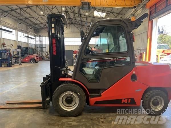 Manitou MI55 D Rough Terrain Trucks