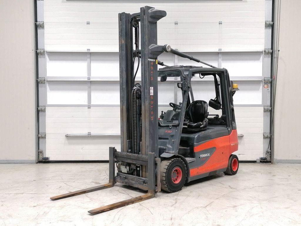 Linde E30L-01 Electric Forklifts