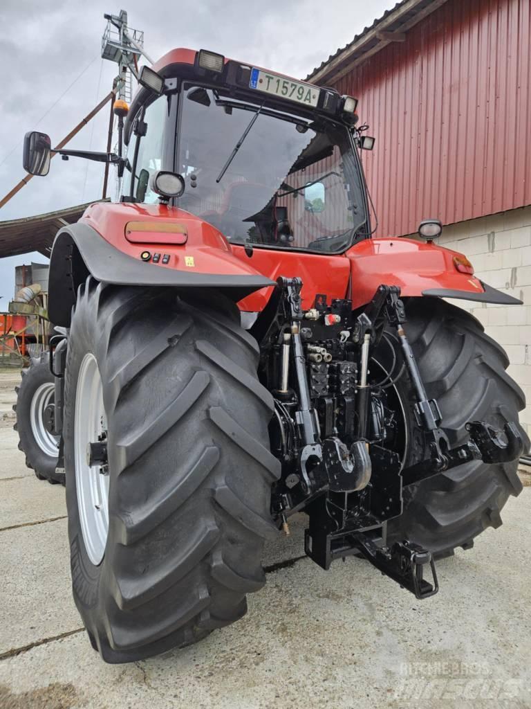 Case IH MAGNUM Tractors