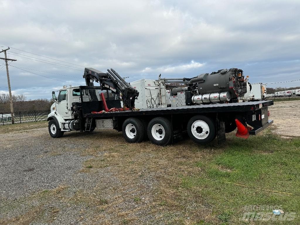 Hiab 288E-5 Crawler Cranes