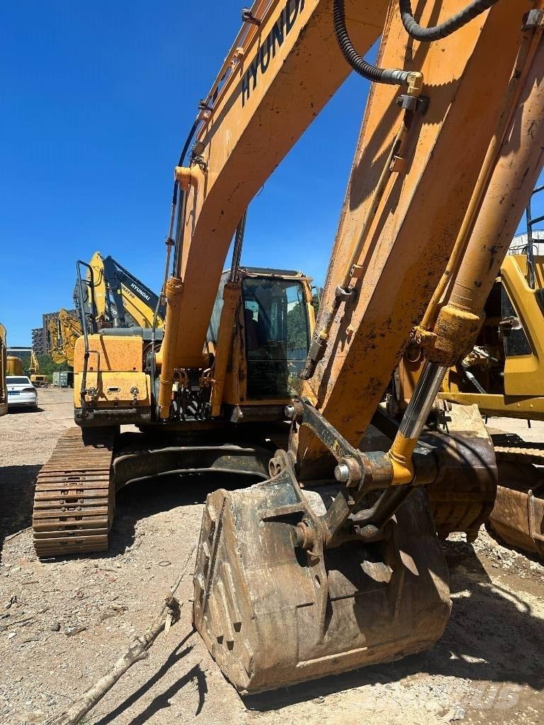 Hyundai 220LC-9S Mini excavators  7t - 12t