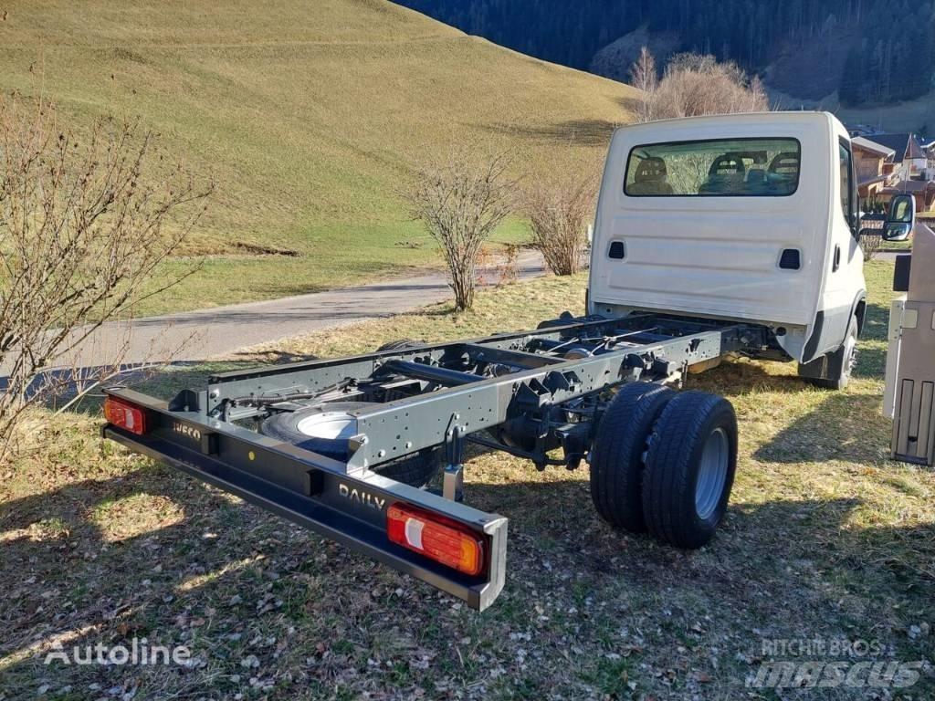 Iveco Daily 70C21 Cab & Chassis Trucks