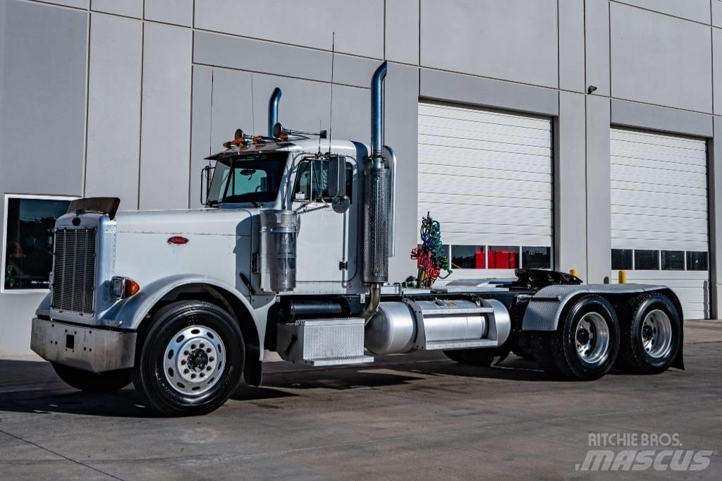 Peterbilt 379 Conventional Trucks / Tractor Trucks
