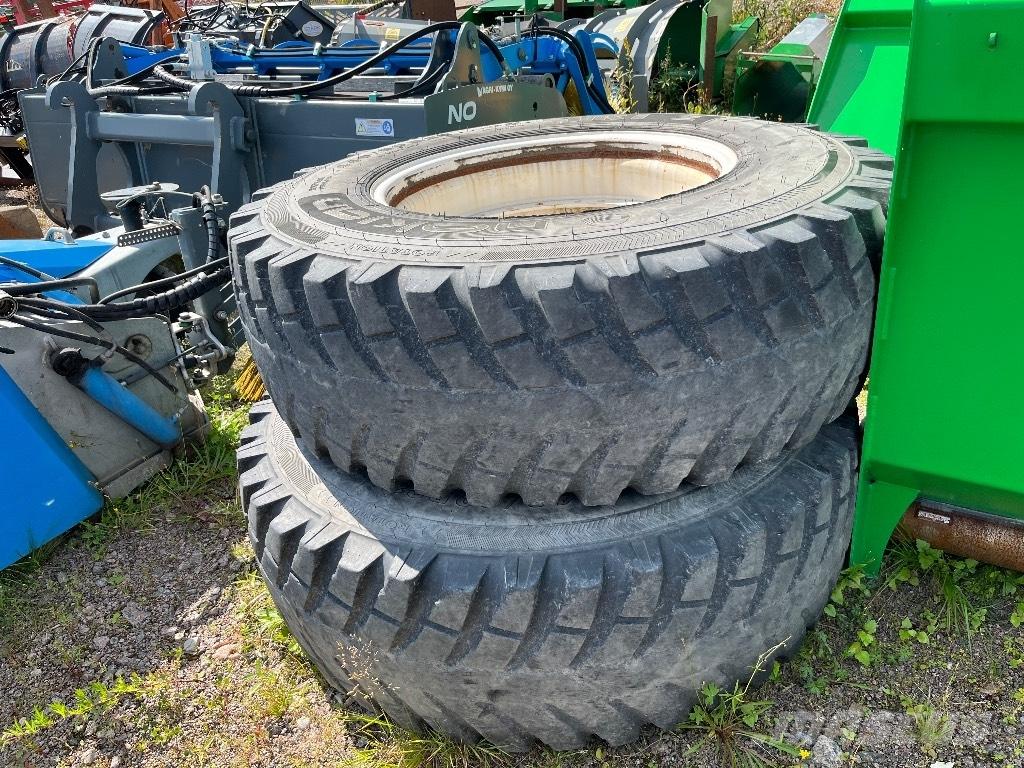 Nokian 16.9 R28 Tires, wheels and rims