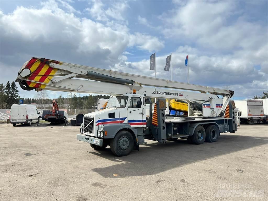 Volvo N12-1-V-6X2 Boom / Crane / Bucket Trucks