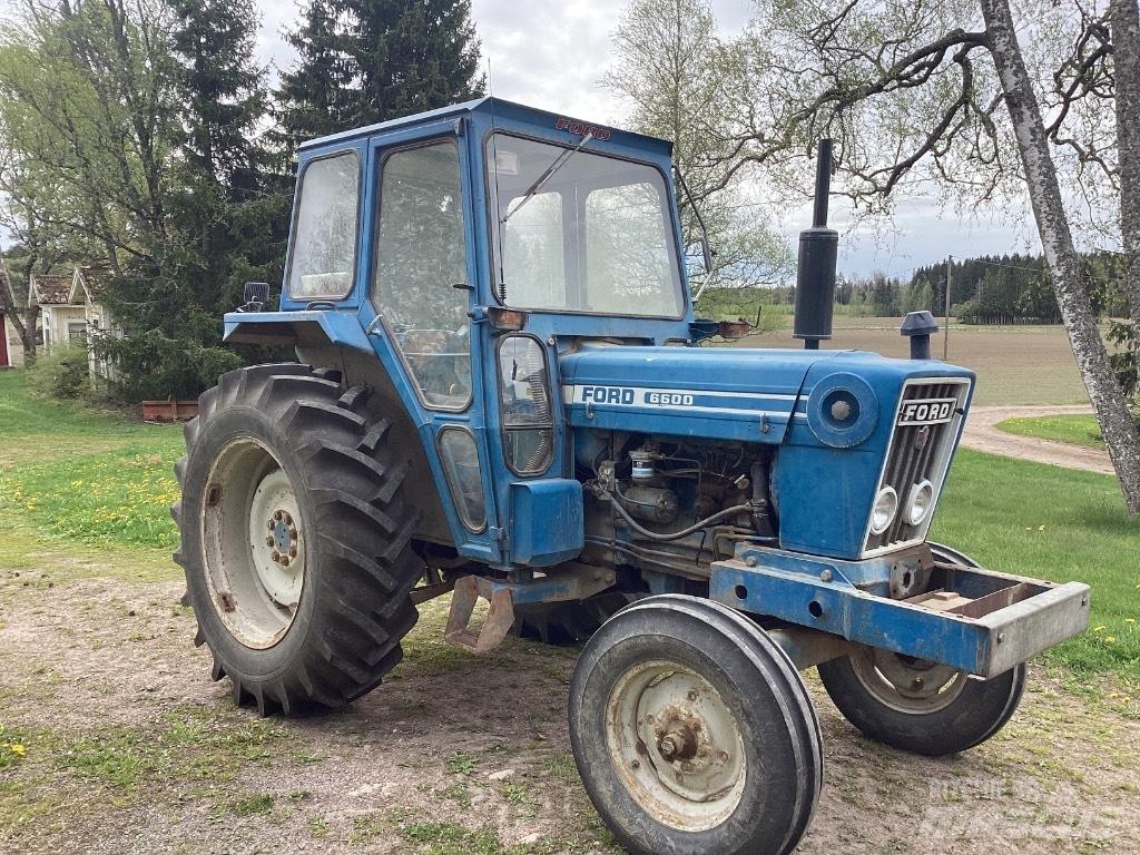 Fordson 6600 Tractors