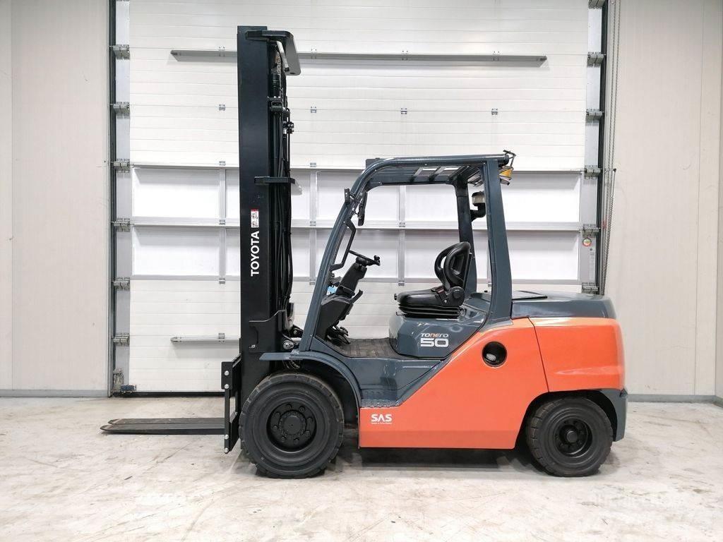 Toyota 40-8FD50N Diesel Forklifts