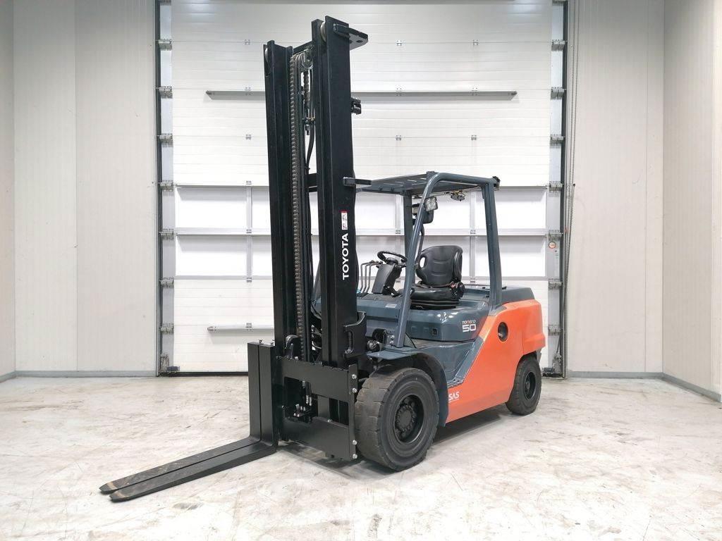 Toyota 40-8FD50N Diesel Forklifts