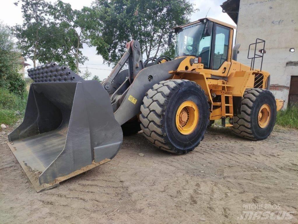 Volvo L 220 F Wheel Loaders