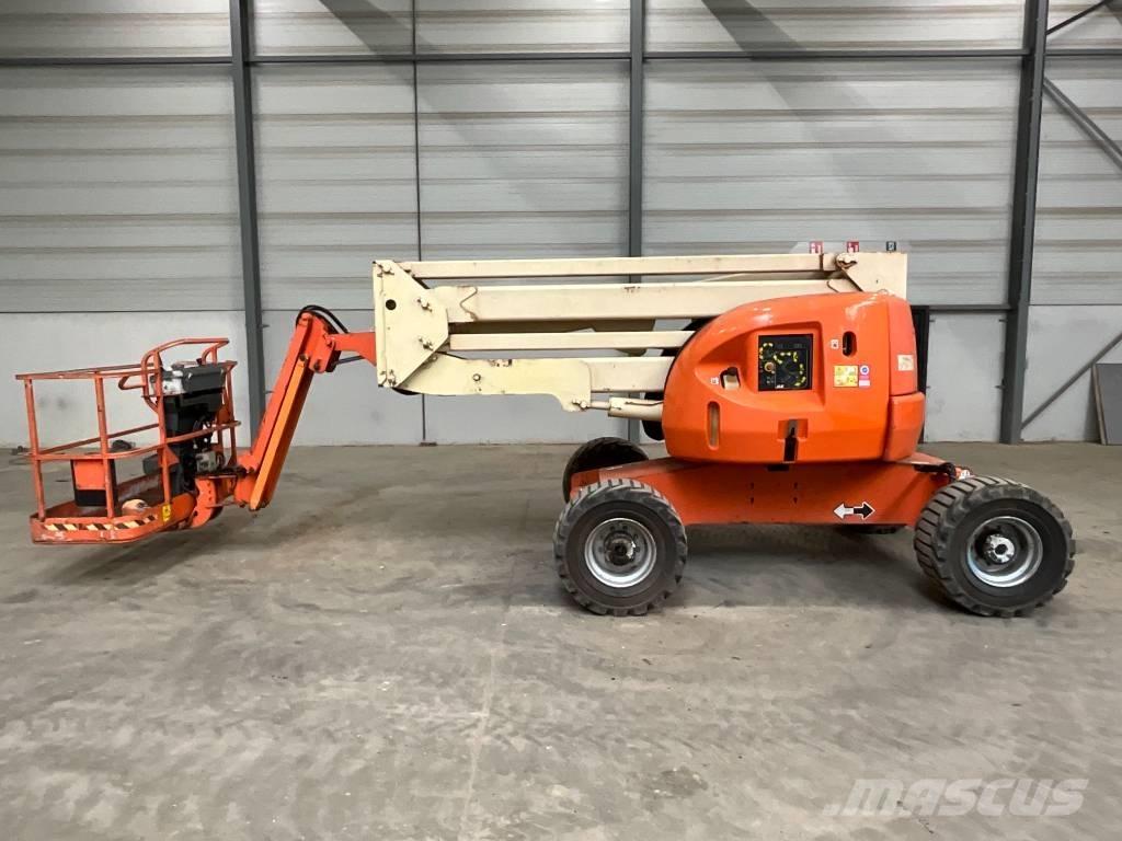 JLG 450 AJ Articulated boom lifts