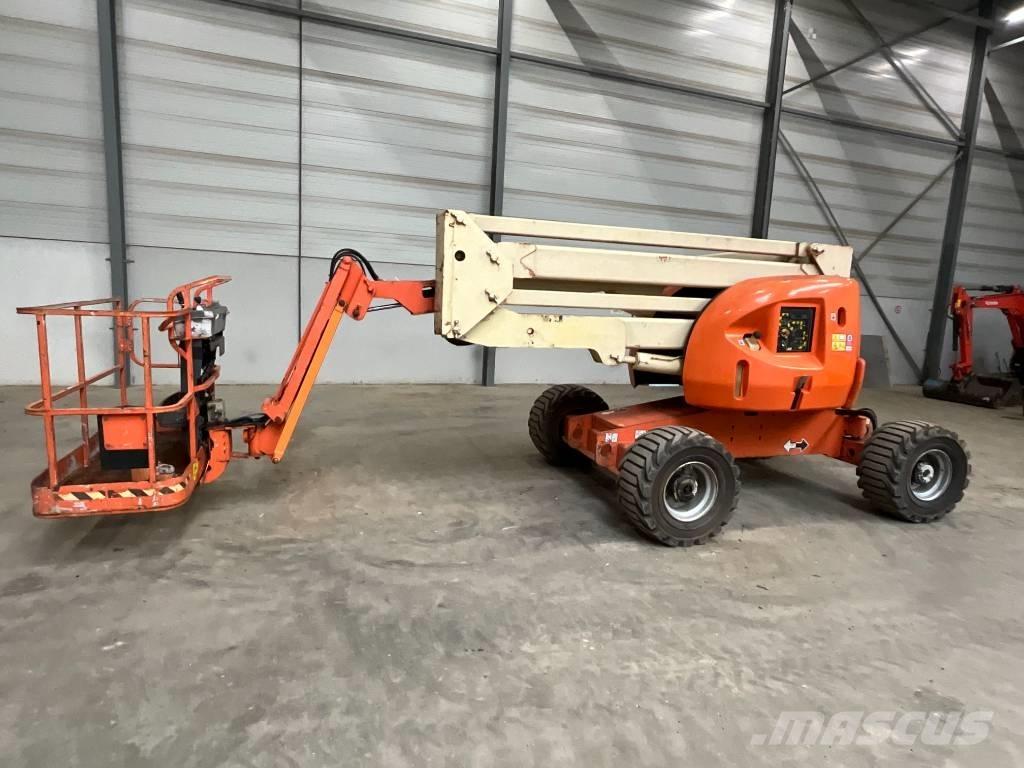 JLG 450 AJ Articulated boom lifts