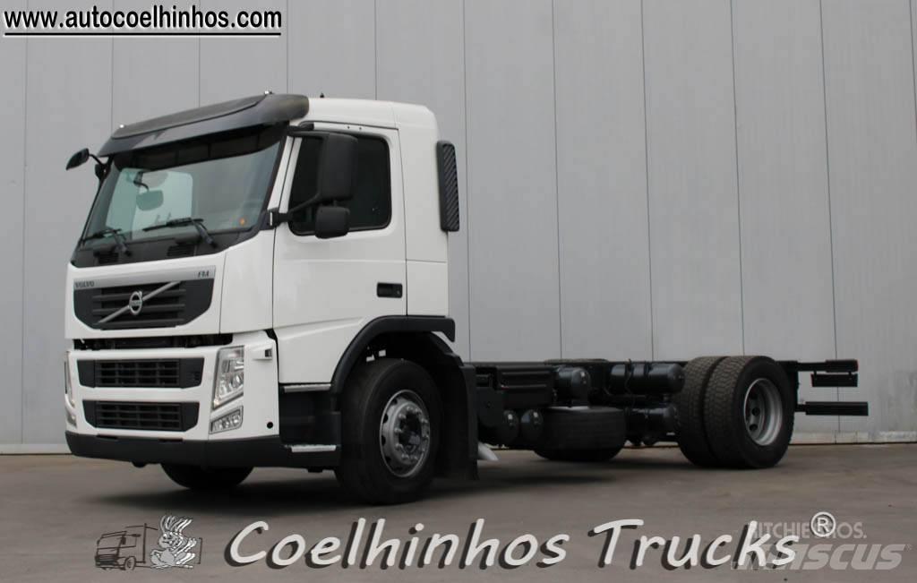 Volvo FM 330 Cab & Chassis Trucks