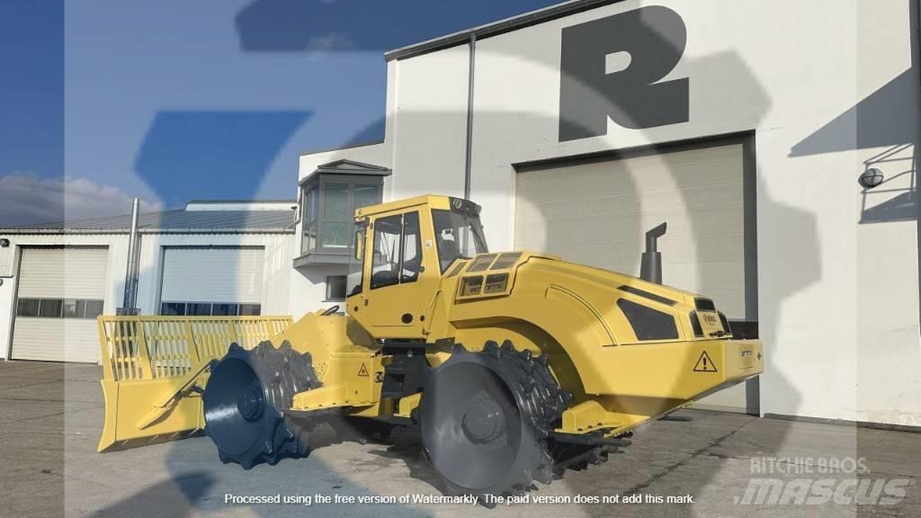 Bomag BC 462 RB Landfill compactors