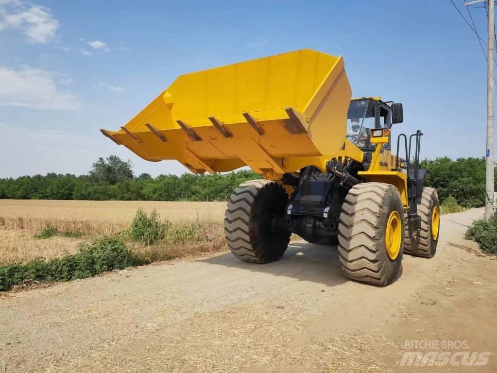 Komatsu WA 470-3 Wheel Loaders