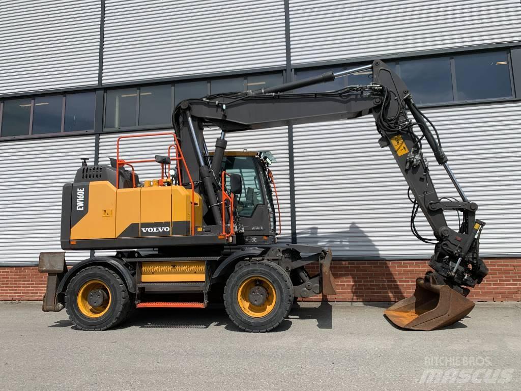 Volvo EW 160 E Wheeled Excavators