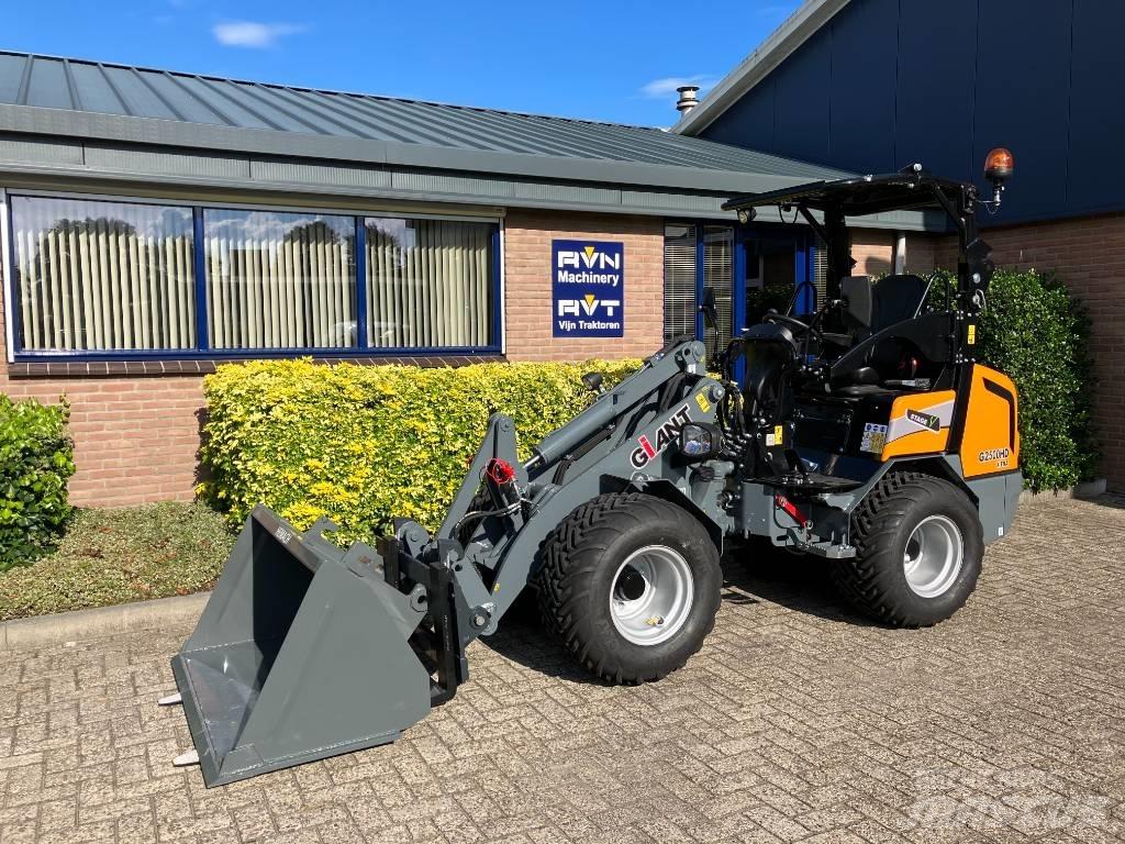 GiANT G2500 HD X-Tra Wheel Loaders