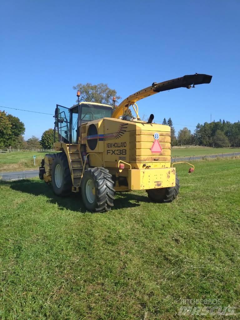 New Holland FX 38 Foragers