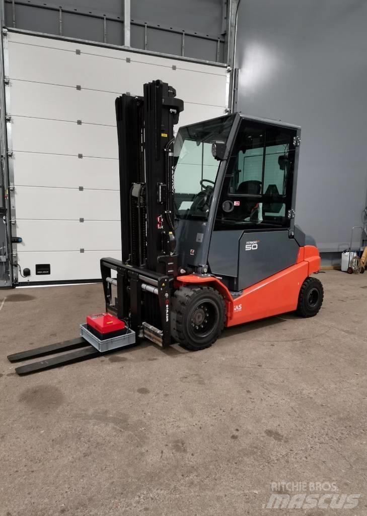 Toyota 8FBMT50 Electric Forklifts