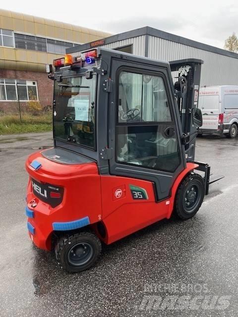 Heli CPD 35 Electric Forklifts