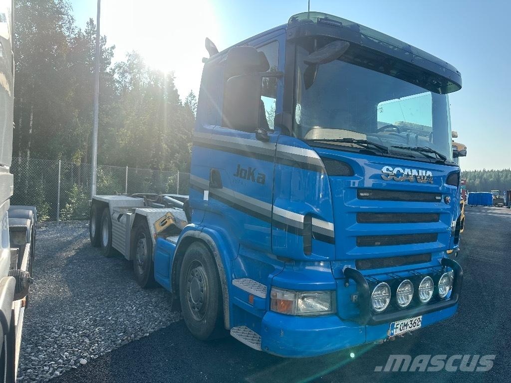 Scania R420 8X4/4 Hook lift trucks