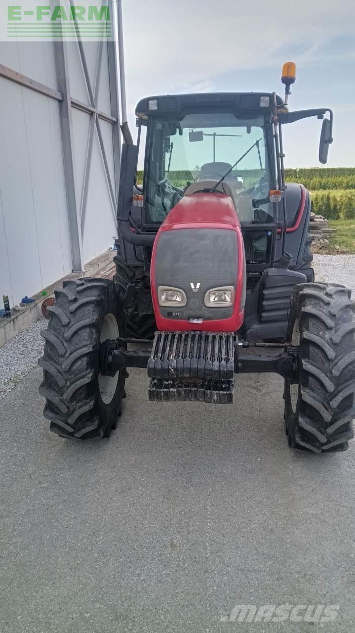 Valtra N101 PRO Tractors
