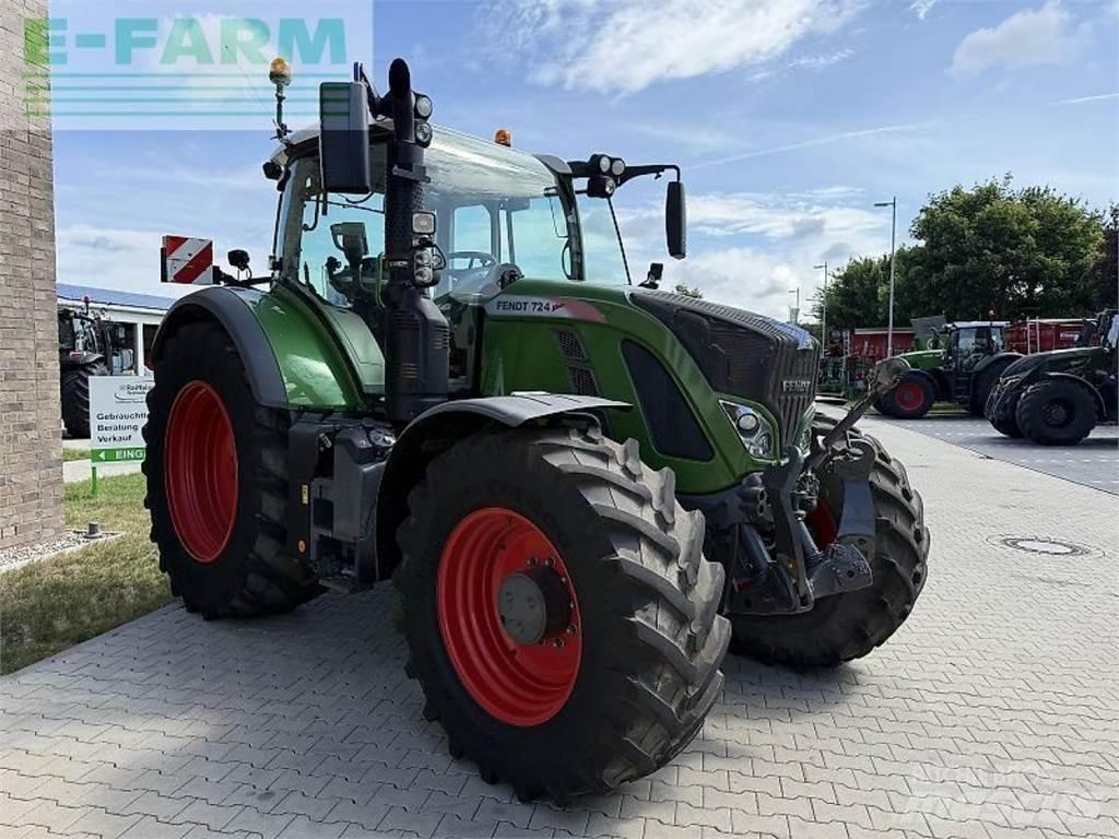 Fendt 724 vario s4 Tractors