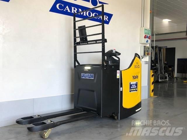 Yale MP20X Low lifter with platform