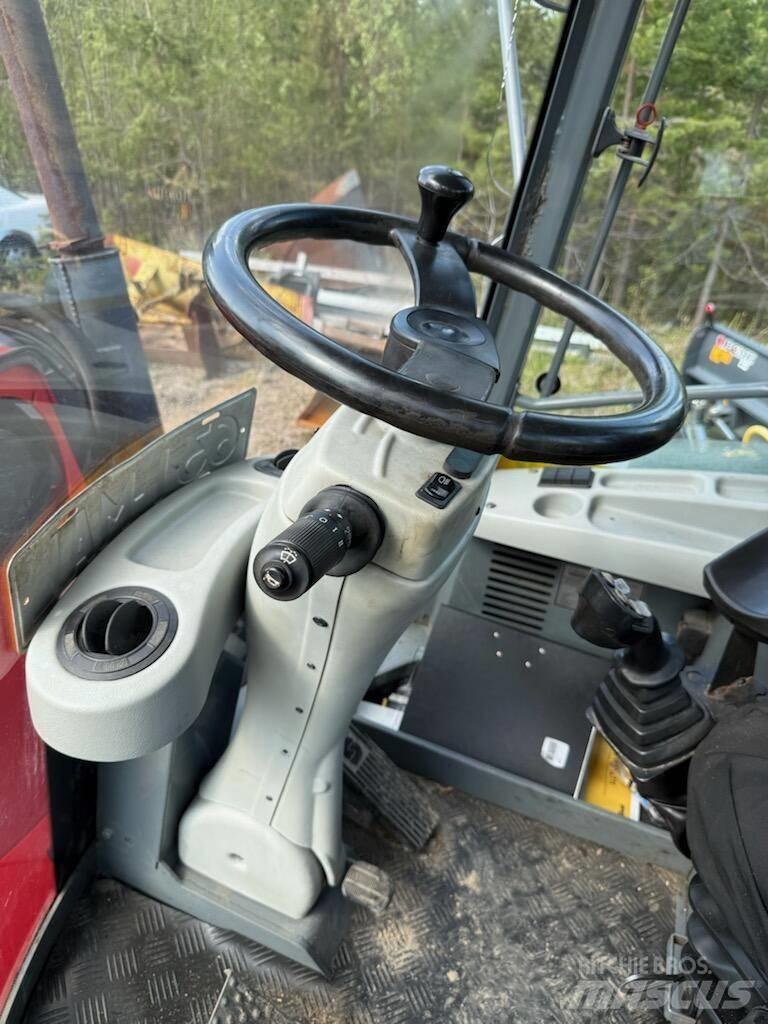 Lännen 8600 G Backhoe Loaders