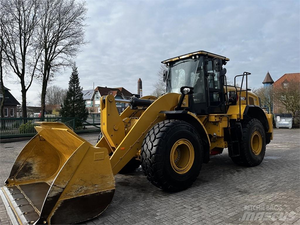 CAT 962 Wheel Loaders