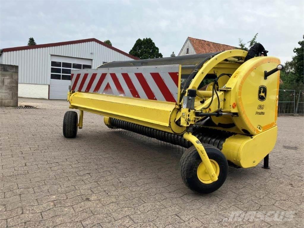 John Deere 639 Combine Attachments