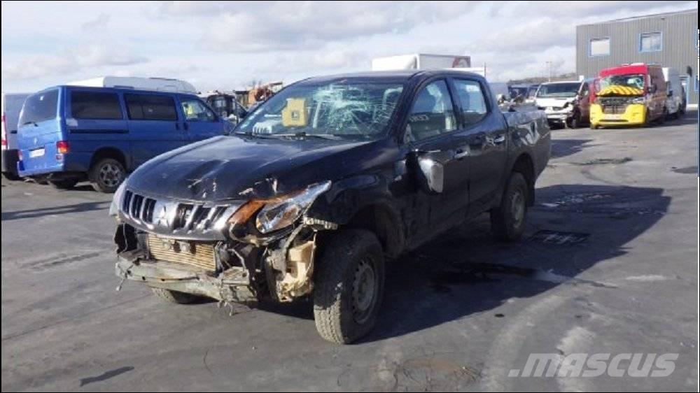 Mitsubishi L 200 4 Pickup Trucks