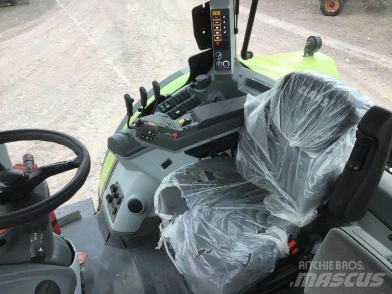 CLAAS ARION 510 Tractors