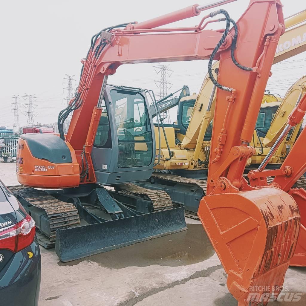 Hitachi ZX 75 US Mini excavators  7t - 12t