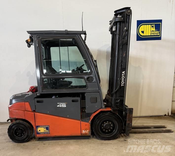 Toyota Truck 8FBMT45 Electric Forklifts