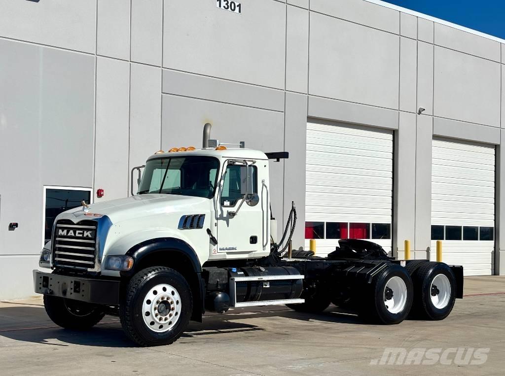 Mack Granite Conventional Trucks / Tractor Trucks