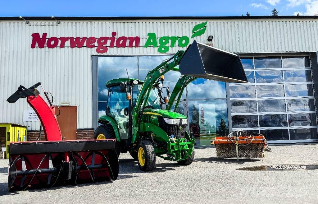 John Deere 3046R Compact tractors